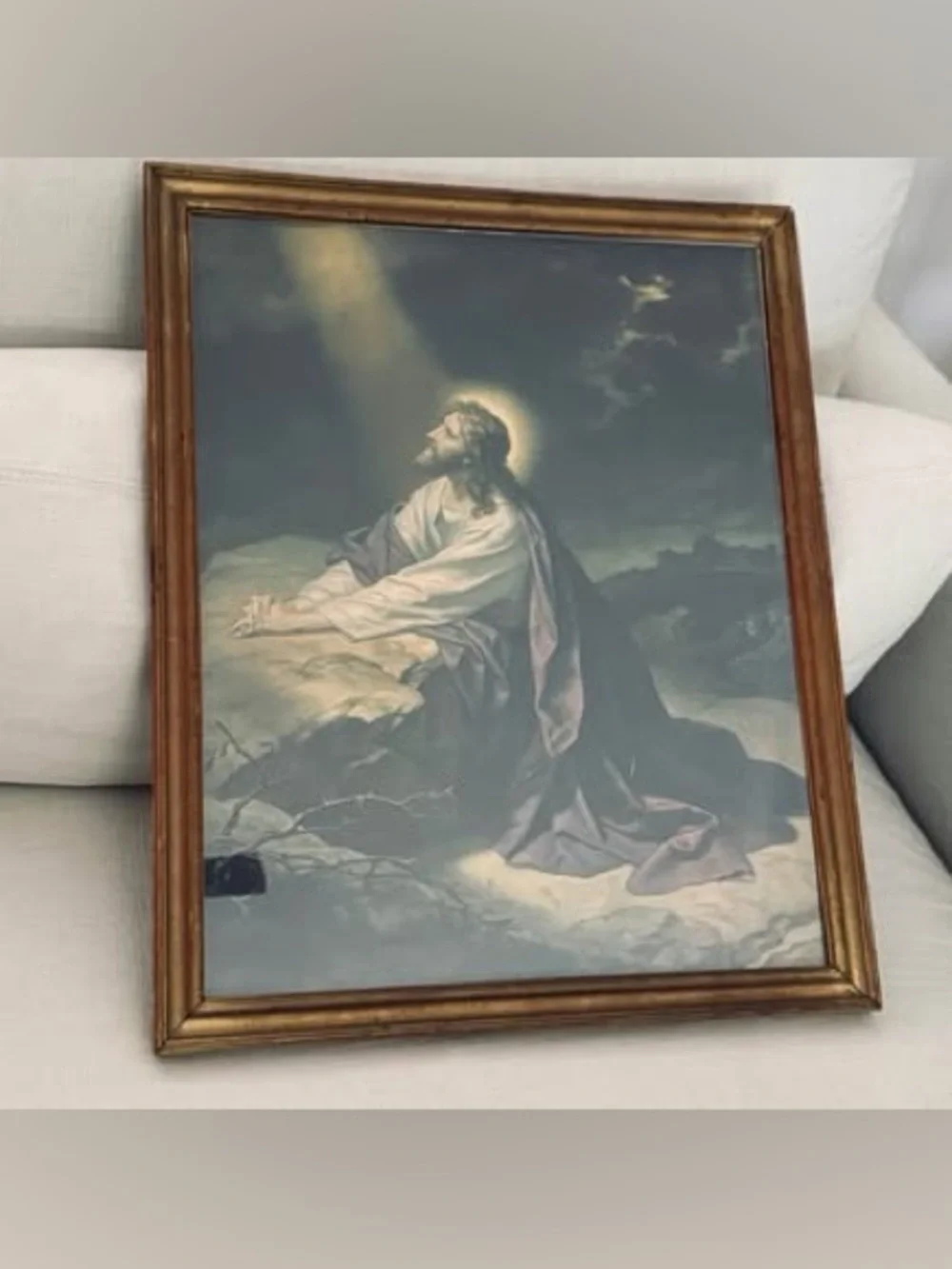 Vintage Jesus in the Garden of Gethsemane. beautiful frame and print. 1940's.